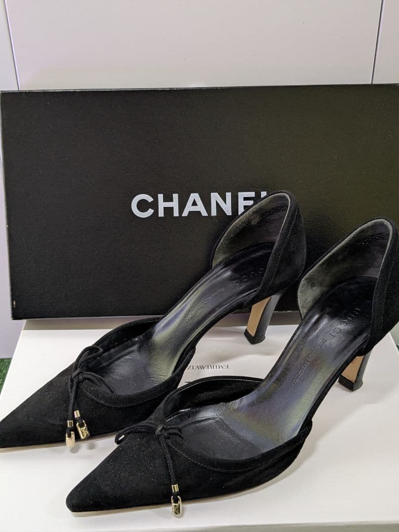 Rare GUCCI Black Suede Pointed Toe Pumps with Ribbon Bow - Size Approx. 7.5 US