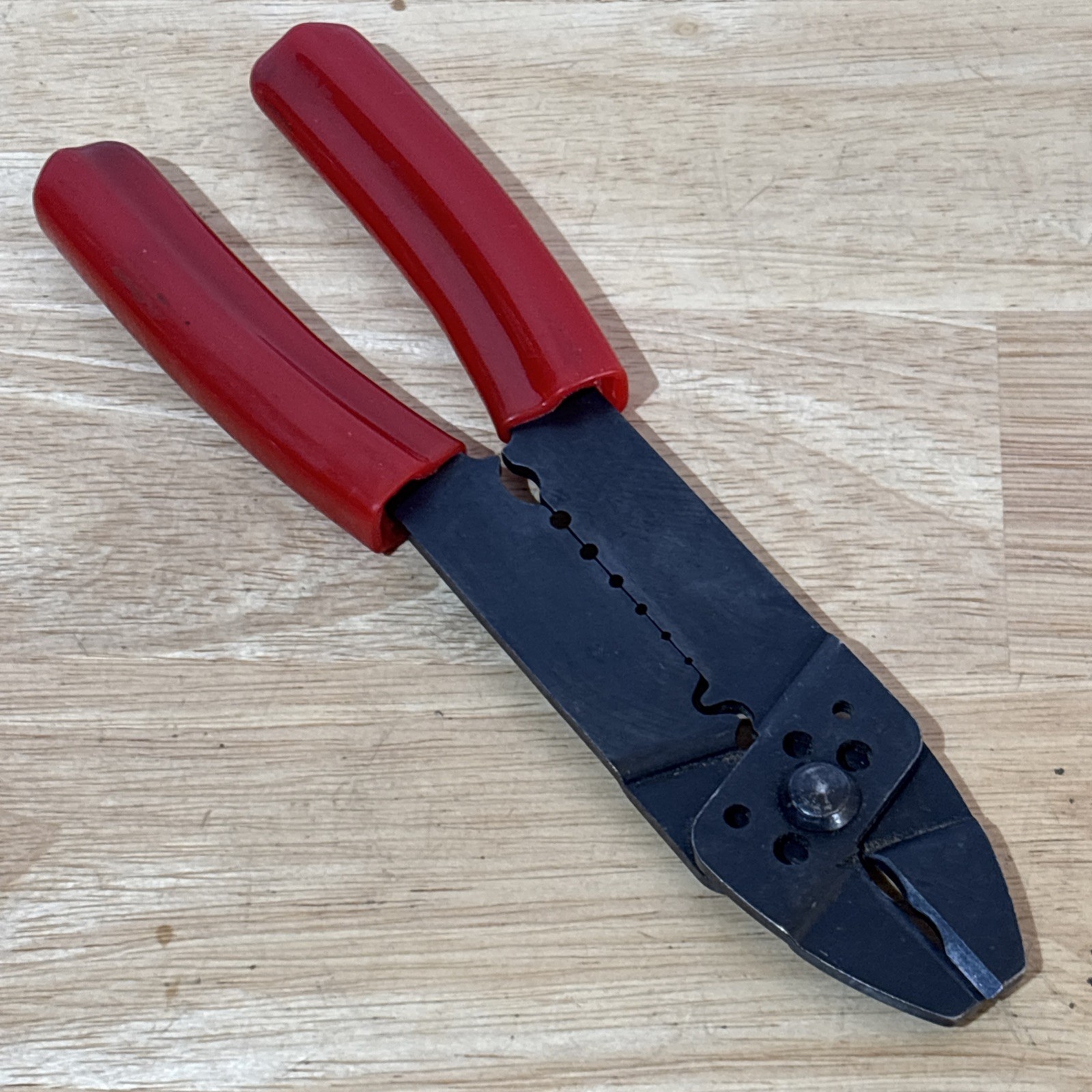 Dayton 8" Wire Cable Stripper Cutter Crimper Pliers Red Handle 4x136a Vtg USA