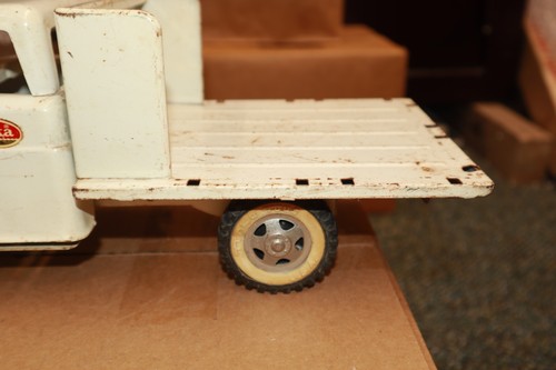 Vintage Tonka Flatbed Truck MISSING Rack Stake Flat Bed Early Pat Pend Version - Picture 2 of 24