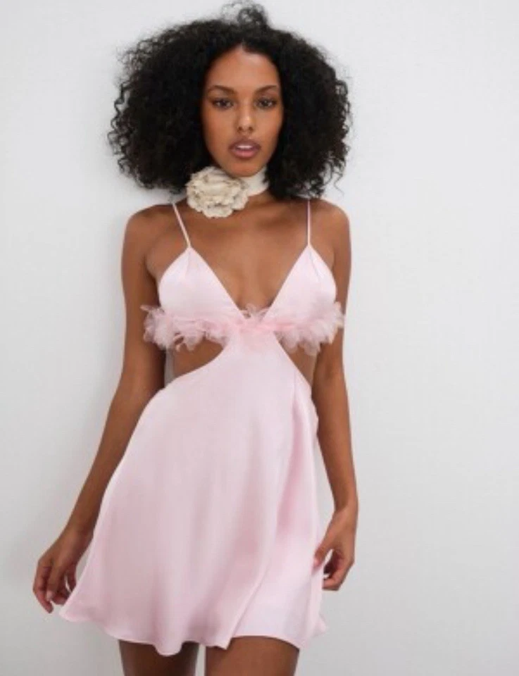 For Love & Lemons 缎面薄纱装饰三角杯懒人连衣裙粉色 M 码 — 第 2/4 张图片