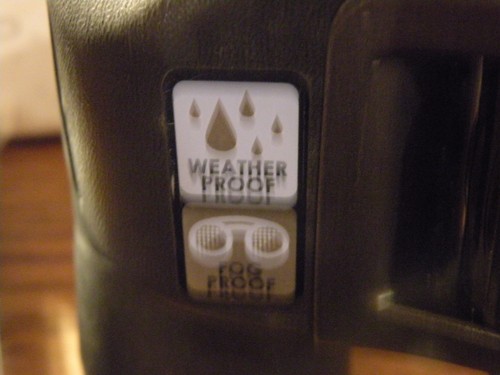 Minolta Activa 8x40 WP.FP 8.2 Degree Fully Multi Coated Wide Angle Binocular - Picture 17 of 18