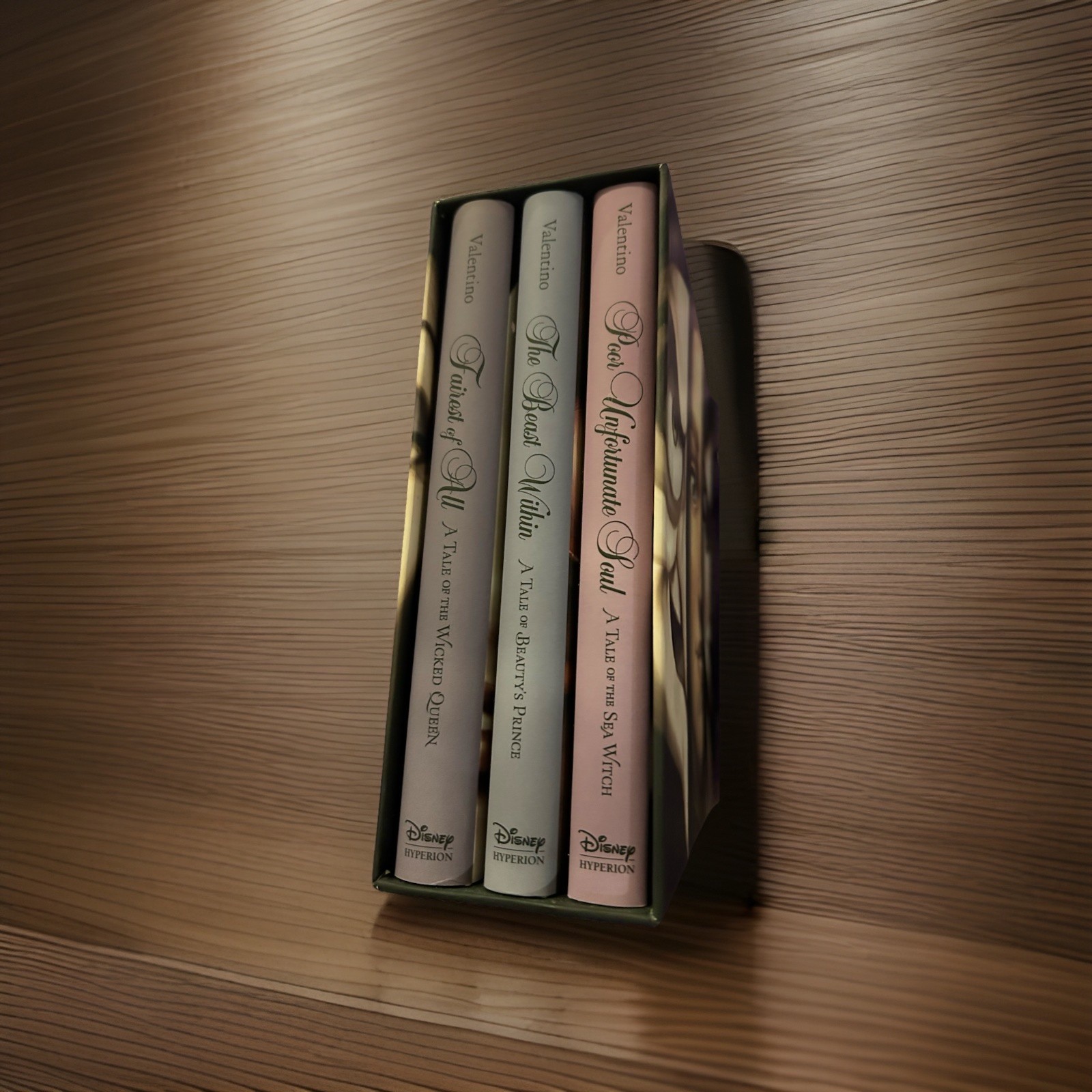 Serena Valentino's Villains Box Set Hardback Books Volume 1-3 NEW thumbnail 3