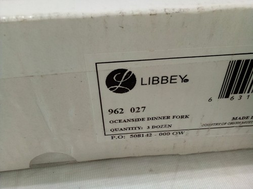 World Tableware 962 027 Oceanside 8 Dinner Fork - Dozen3 - Picture 3 of 5