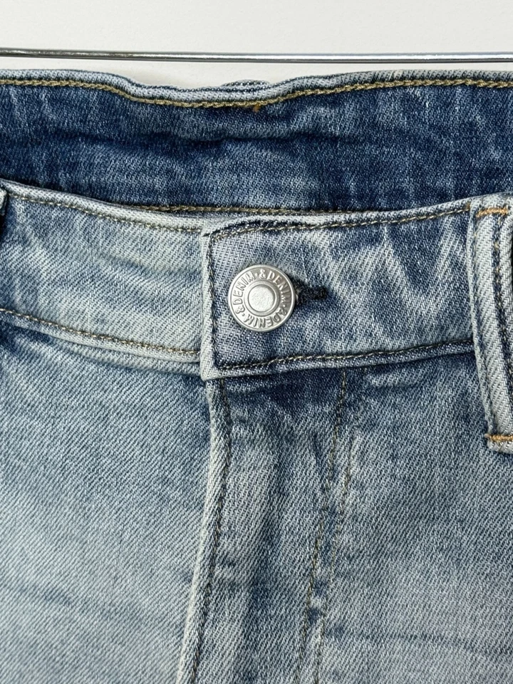 Pantalones Cortos H and M Para Hombre Vaqueros Cortos Calce Ajustado Talla 36 Pantalones Cortos Puño Elastizados Ligeros Foto 4 de 4