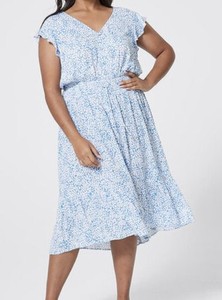belle curve dress