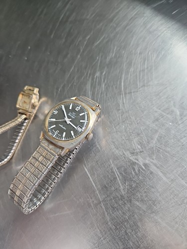 2 Vintage UNGEPRÜFTE Uhren 1 Damen Bulova & 1 Herren American Heritage Kalender. - Bild 2 von 17