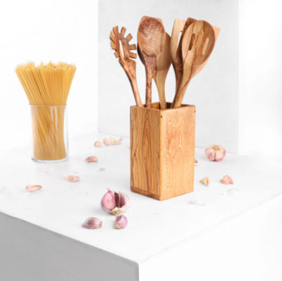 Handmade Olive Wood Utensil Set with Holder   6-Piece Kitchen Gift Set