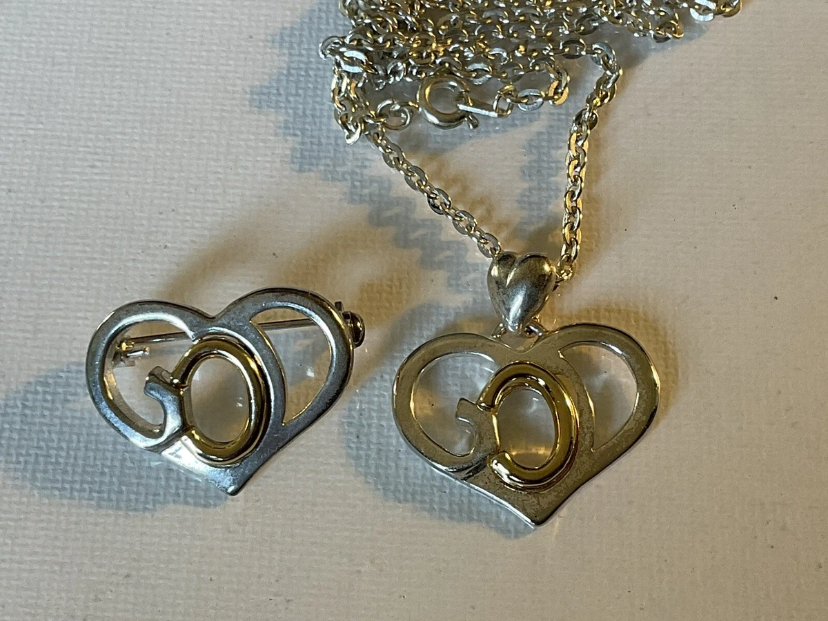 Sj locket outlet