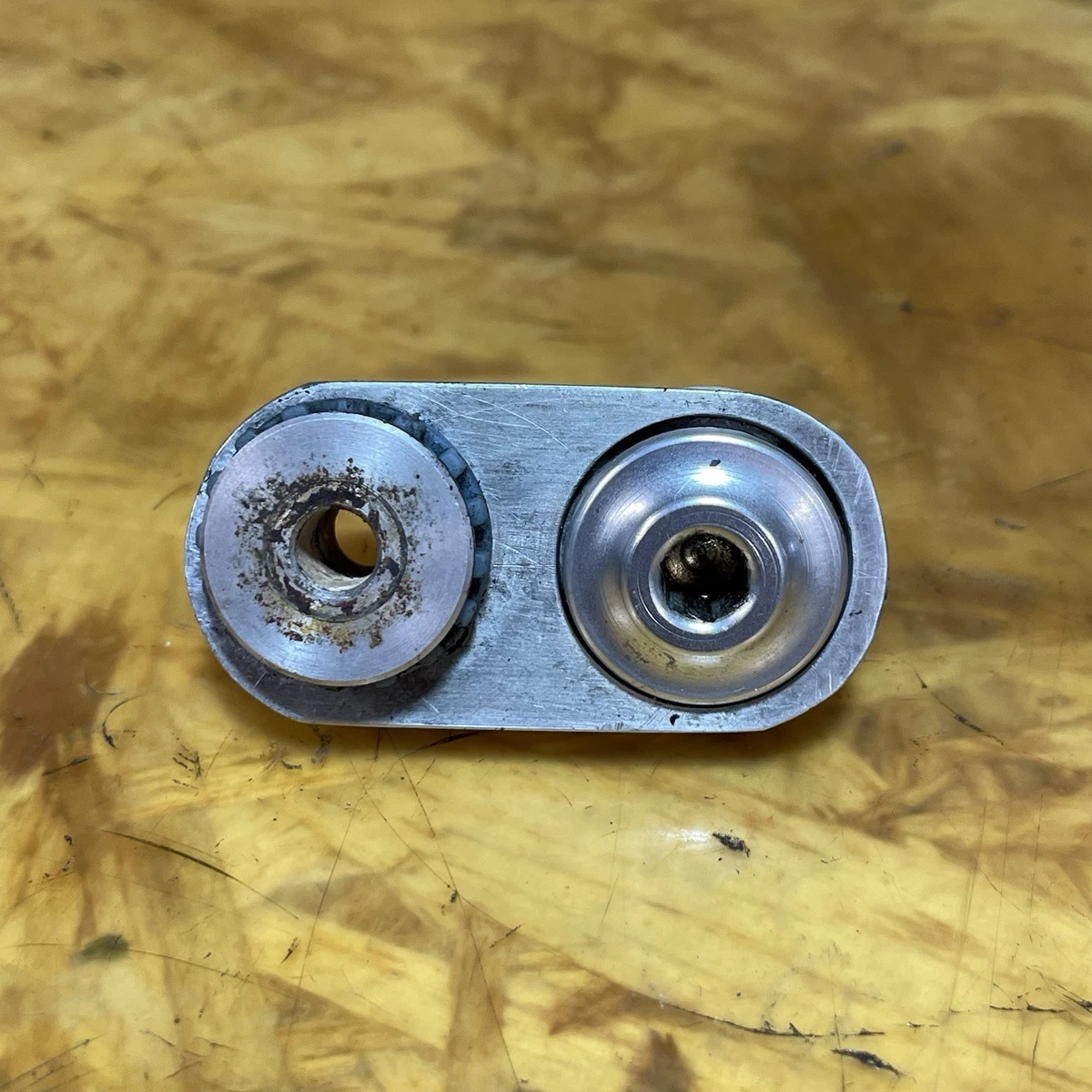 DUCATI 916 OEM EXHAUST LOWER BRACKET MOUNT 748 996 998