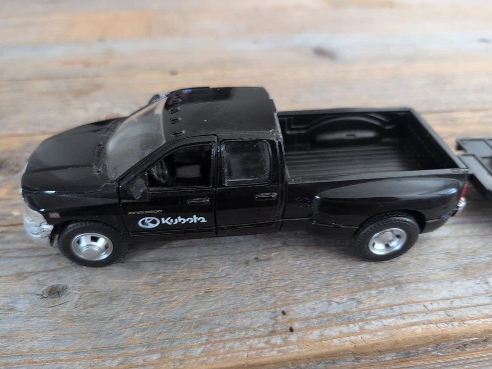 Kubota Truck Zero Turn Mower With Trailer  Ram 3500 New Ray Toy - Image 2 of 4