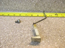 Johnson Evinrude Outboard 125 HP  383639 0383639 CHOKE KNOB ASSY