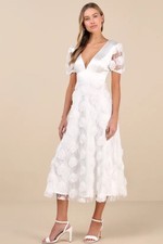 Lulus Gorgeous Elevation NWT size XL White Lace Rosette Puff Sleeve Midi Dress