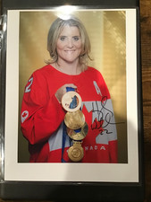 Hayley Wickenheiser Autograph 8X10 photo. TTM