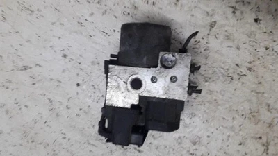 VOLVO V40 Estate VW Pompe ABS 3086T85 2.00 Petrol 147kw 2000 37194952 - Photo 1/3