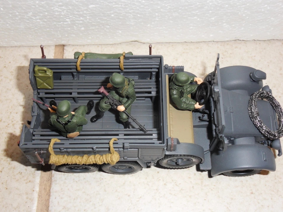 Forces of Valor 1/32 German Sd.Kfz.70 Krupp Protze , Ost Front 1941 - Bild 2 von 4