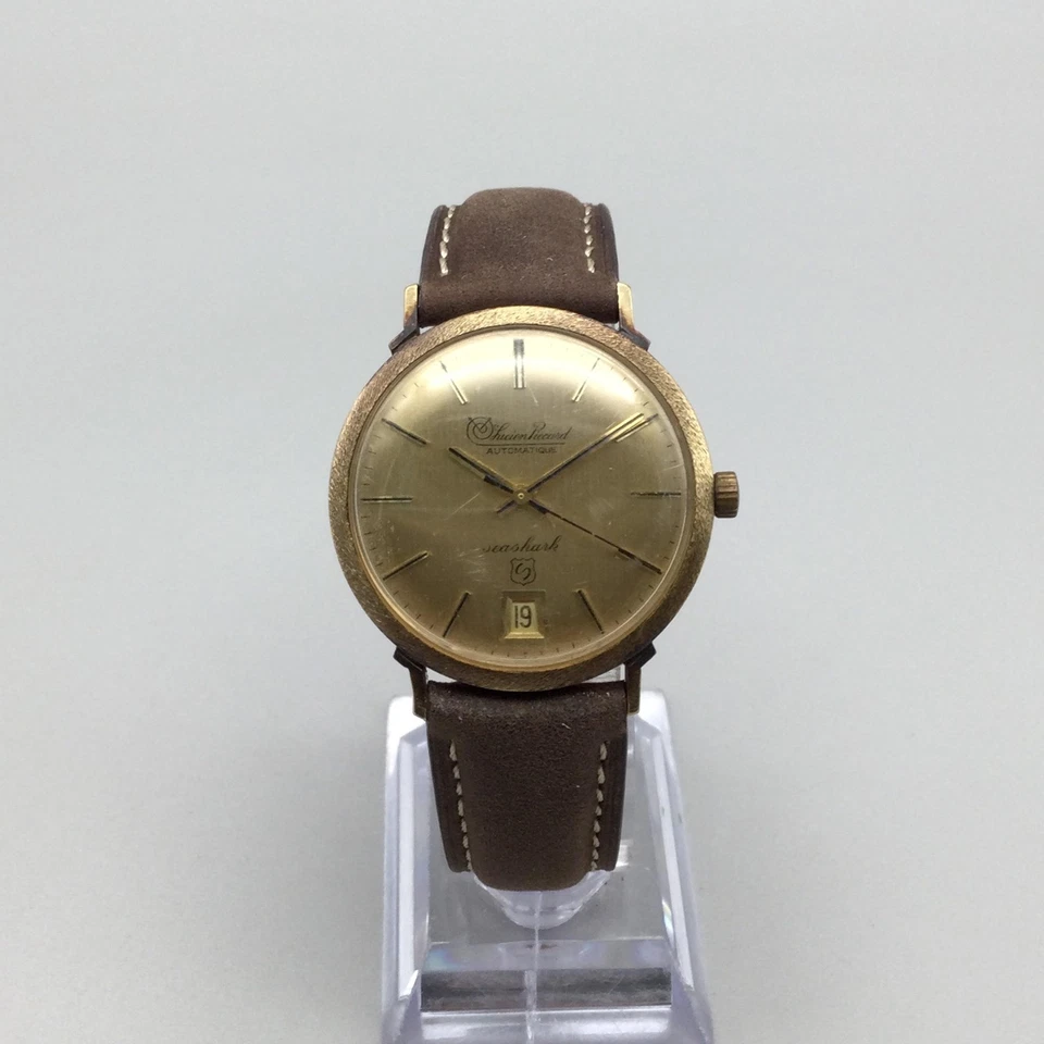 Vintage Lucien Piccard Seashark Automatic Watch Mens33mm Gold Tone Leather Band - Image 2 of 4