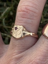 Vintage Rodd 9ct Gold Ring Synthetic Ruby Signet Style 2.56g