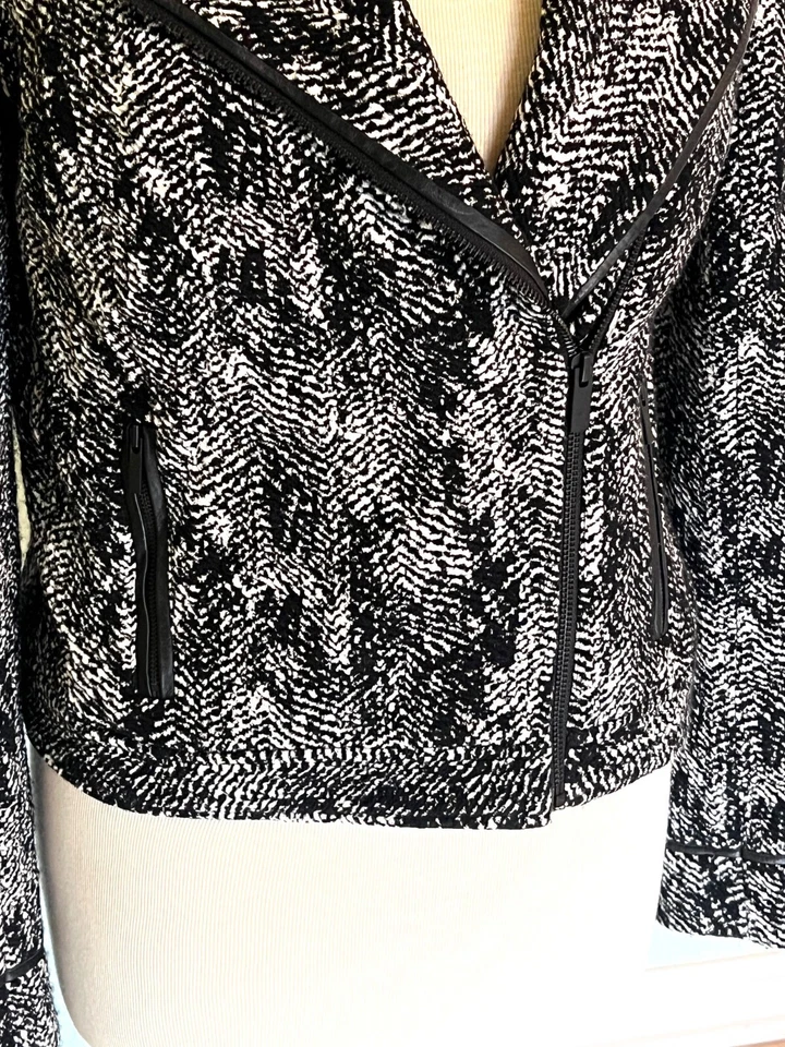 Classiques Entier Jacket SZ M Black & White Animal Print Side Zip Jacket Blazer - Image 3 of 4