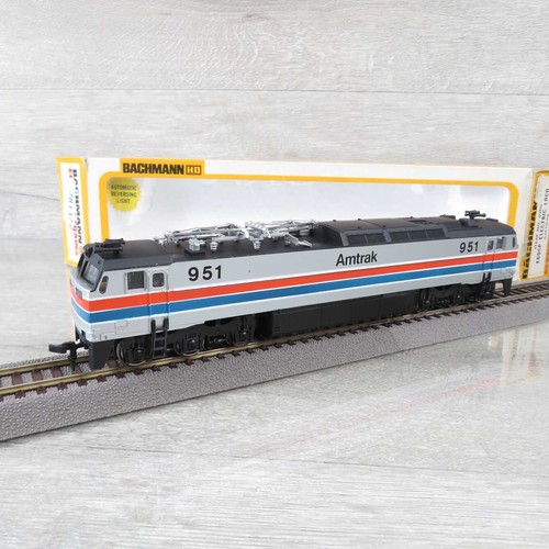 BACHMANN 0750 - H0 - Amtrak E-Lok 951 - für Bastler - OVP - #D78137 | Zustand: Als Ersatzteil / defekt