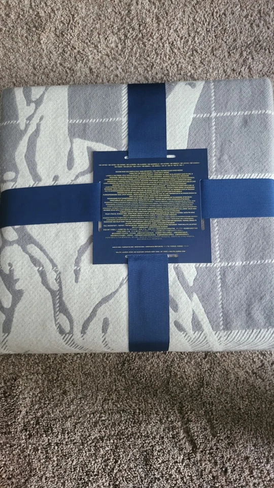 NUEVO CON ETIQUETAS Ralph Lauren Nueva Manta Polo/Tiro 50”x 70”. Marfil con diseño de caballo gris Foto 4 de 4