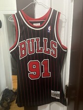 Mitchell  Ness Dennis Rodman Swingman Jersey Size Small 