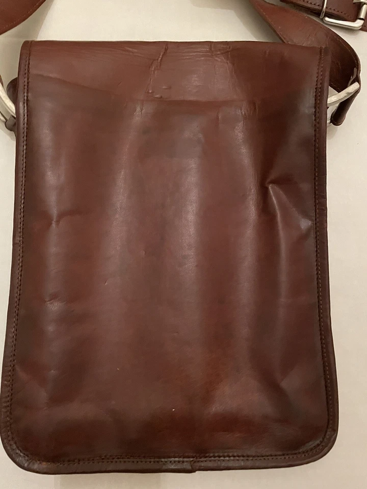 SHARO LEATHER Crossbody Handbag MESSENGER BAG - Image 3 of 4