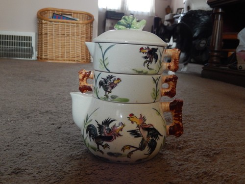 Ceramic Stacking Tea Set For One, Roosters Teapot Creamer Cup Vintage UNIQUE - Picture 2 of 24