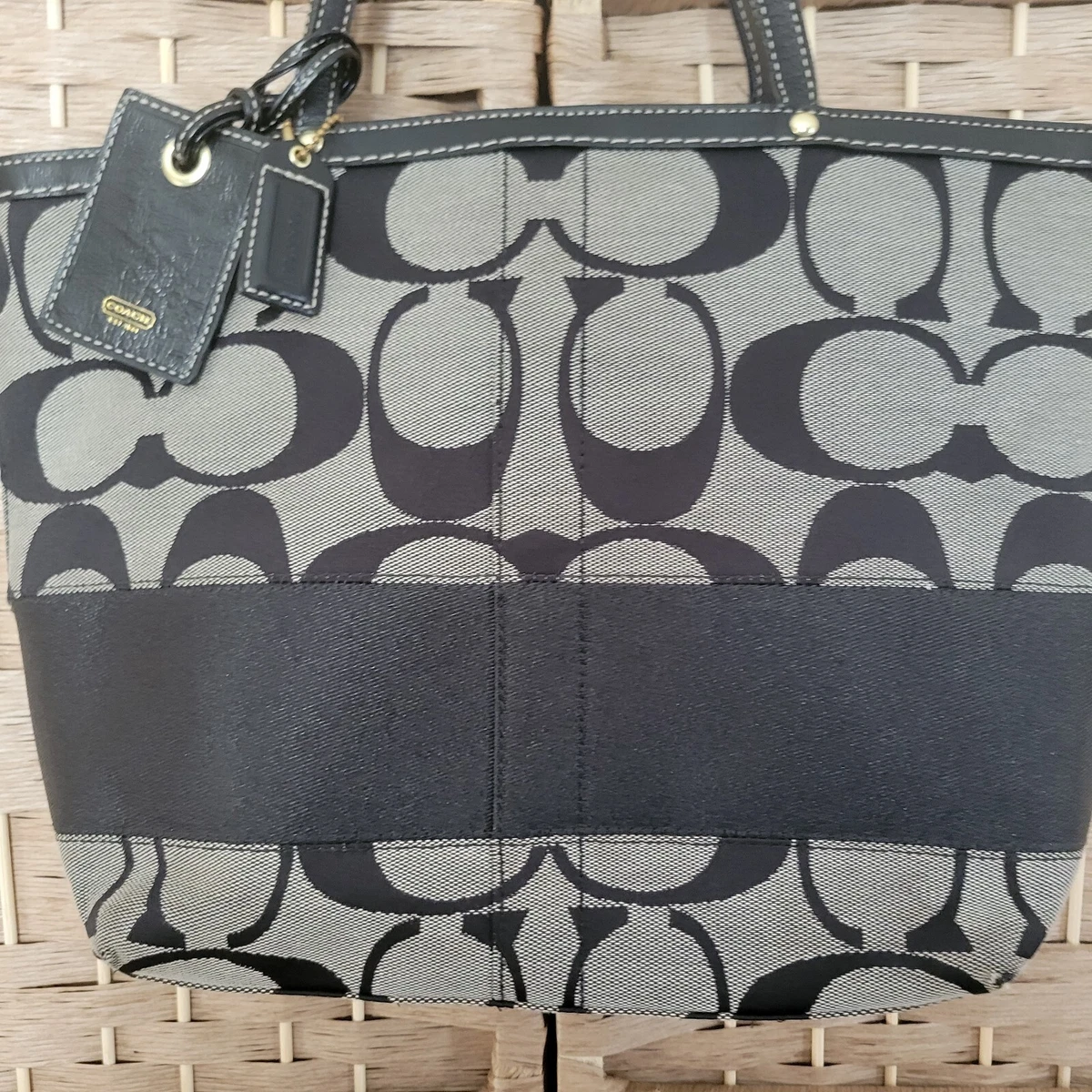 Coach D06k 10124 Signature Black Stripe Tote Purse Shoulder Bag Cash Bag