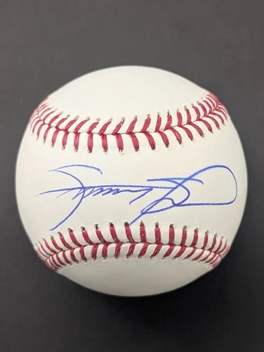 Sammy Sosa Chicago Cubs Signed OML Baseball AUTO BAS Beckett