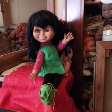 SIMPATICA BAMBOLA FANELLA OCCHI GRIGI  EFFE FRANCA IN VERDE VINTAGE .ERA FURGA