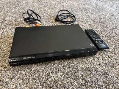 Sony DVP-SR200P DVD/CD Player with Remote and Audio/Visual Cable