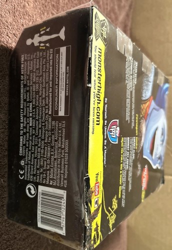 Monster High Finnegan Wake Boy Doll Exclusive Global Fan Vote Winner damaged box - Picture 8 of 15