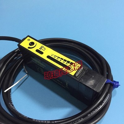1 PCS D12SP6FP Fiber Amplifier/Fiber Sensor *yt