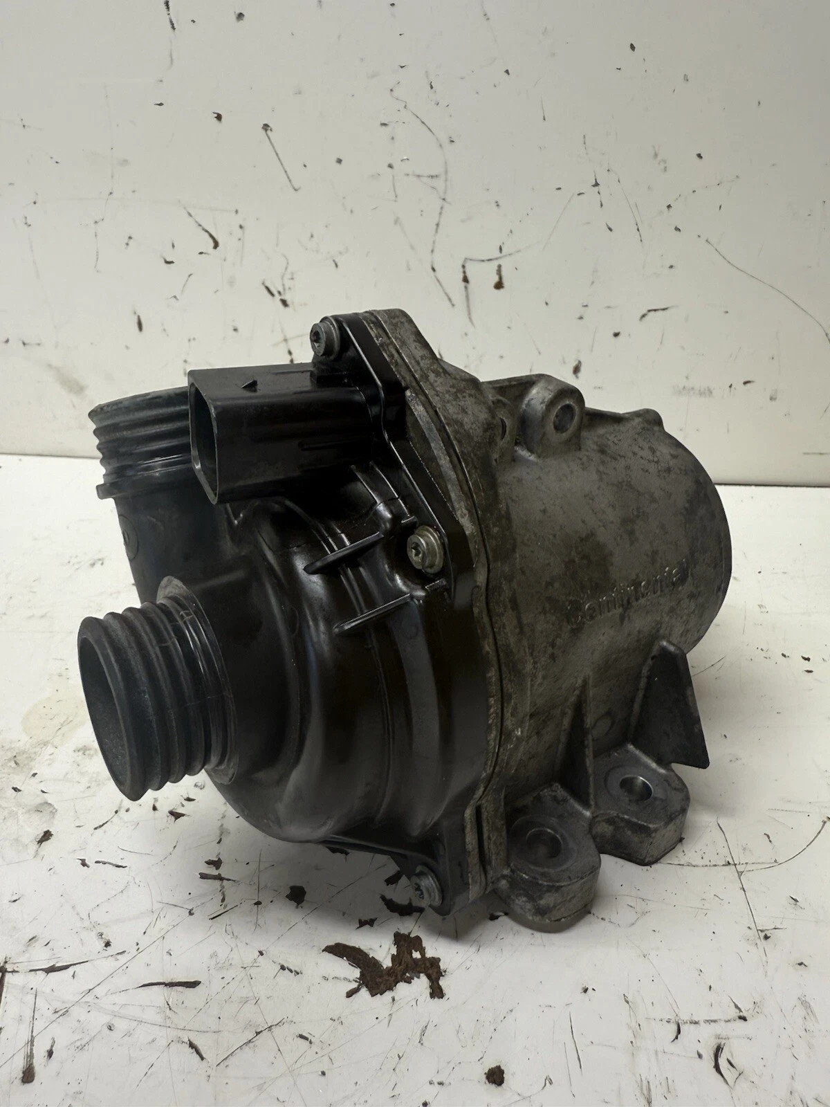 2006-2019 BMW 1 3 5 6 7 Series X5 Continental Water Pump 11-51-5-A05-704 OEM 617