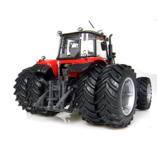 Universal Hobbies 4083 Massey Ferguson 7499 Tractor 1-32 Scale Dual Wheels - Picture 4 of 6