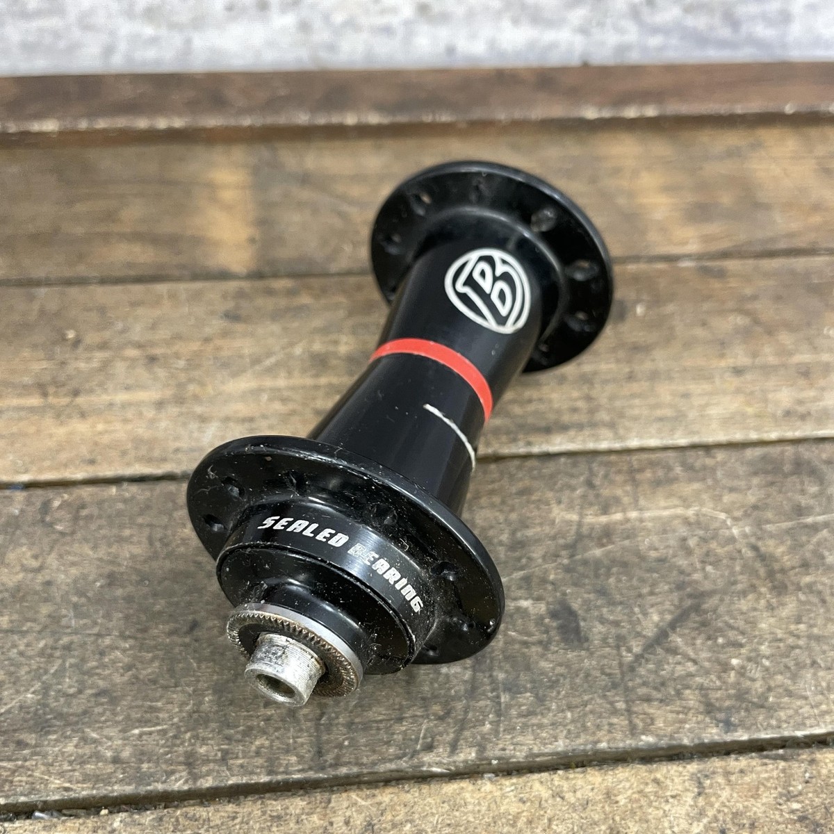 Bontrager Front Hub 20h 100mm QR Rim Brake Sealed Bearing Black