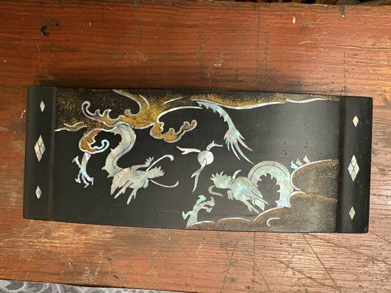 Mother Of Pearl And Black Chinese Box