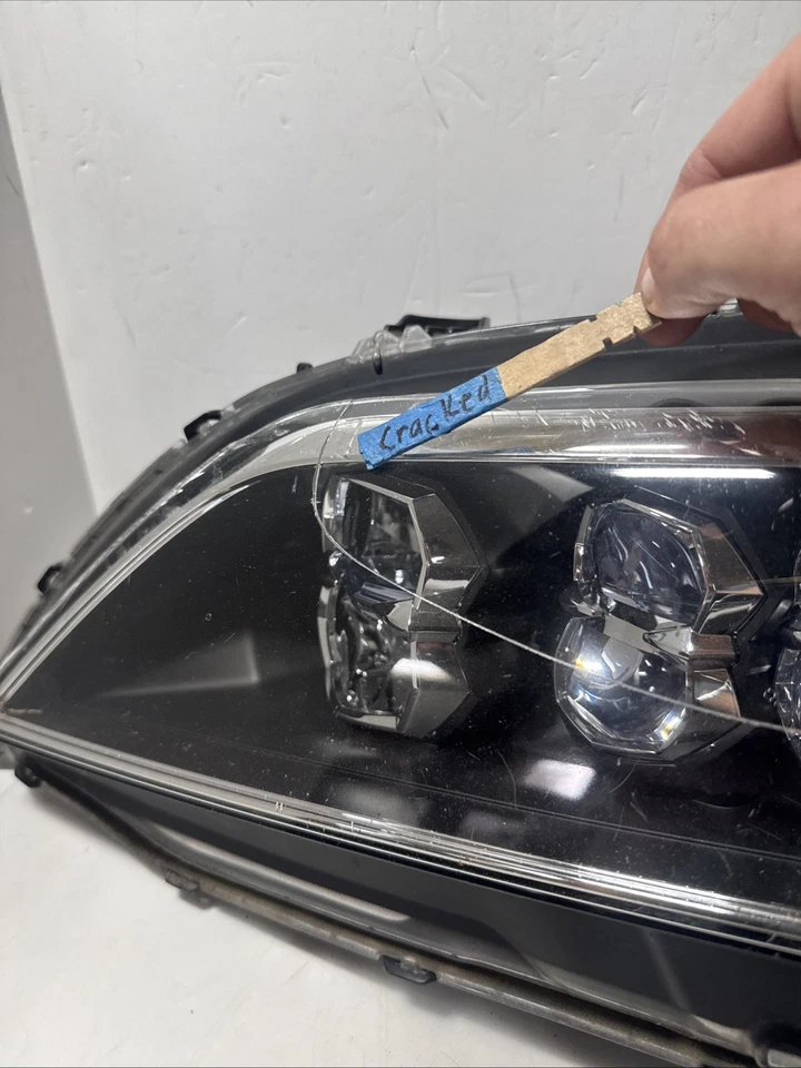 Faro LED 33150-TY2-A03 agrietado para conductores LH Acura RLX 2014 2015 2016 2017 Foto 2 de 4