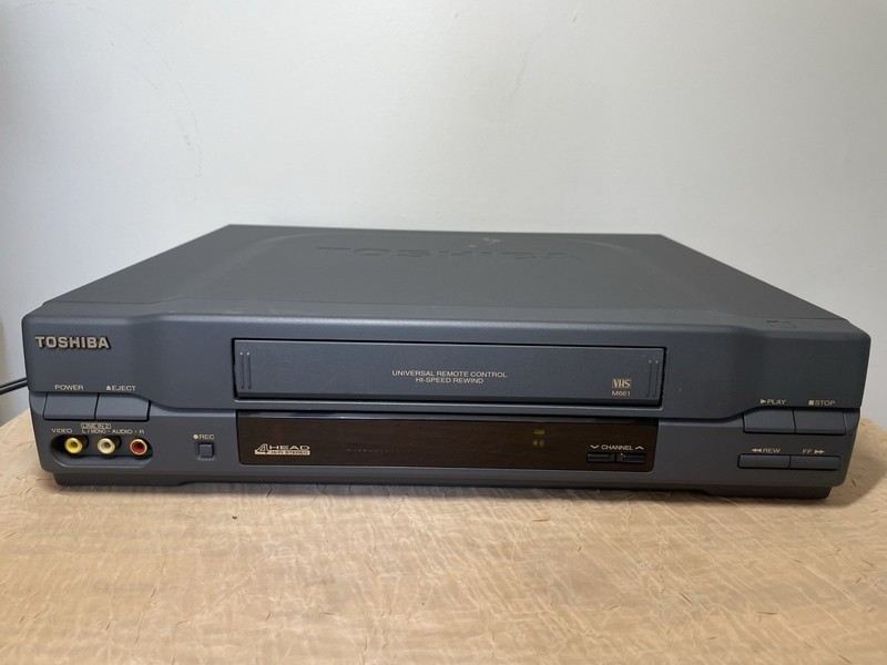 Vintage Toshiba VCR Player Model M-661
