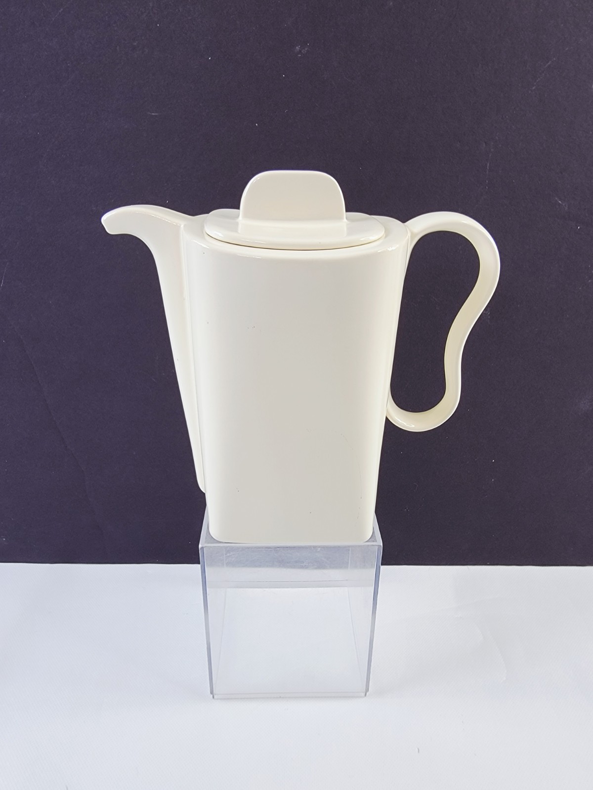 Franciscan Ware Tiempo Chocolate or Coffee Pot Cream Colored Integrated Spout