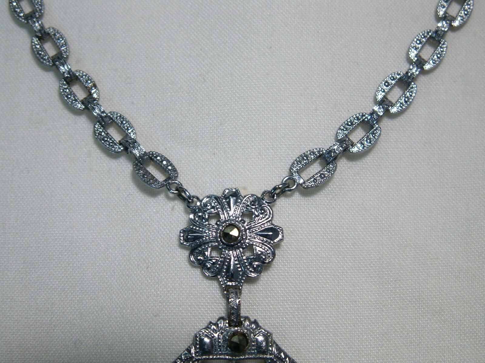 Picture 9 of 15