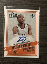 2021-22 Onyx Vintage Bruce Brown Autographs Blue Ink Auto #VABB Miami University