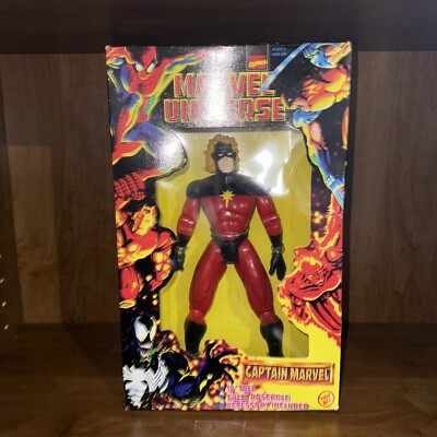 ToyBiz - Marvel Universe Captain Marvel 10  Action Figure (1997) FREE SHIPPING