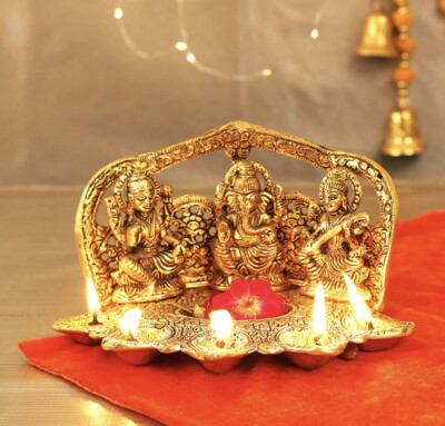 Maha Laxmi Ganesh Saraswati Goldenes Idol mit Diya (UK-VERKÄUFER)
