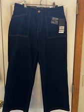 Jones New York Wide Legged Crop Pants. Size 12