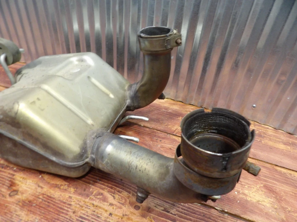 10 Can Am Spyder Roadster RT SILENCIADOR PRIMARIO ESCAPE 707800297 Foto 2 de 4