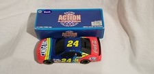 Jeff Gordon 24 Dupont 1996 Monte Carlo Action Platinum Series 1:24 Scale BANK