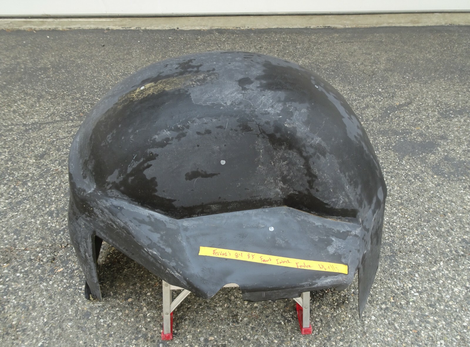 FERRARI 512  84  BBI FRONT RIGHT FENDER INNER LINER OEM FERRARI PARTS 610 234 00