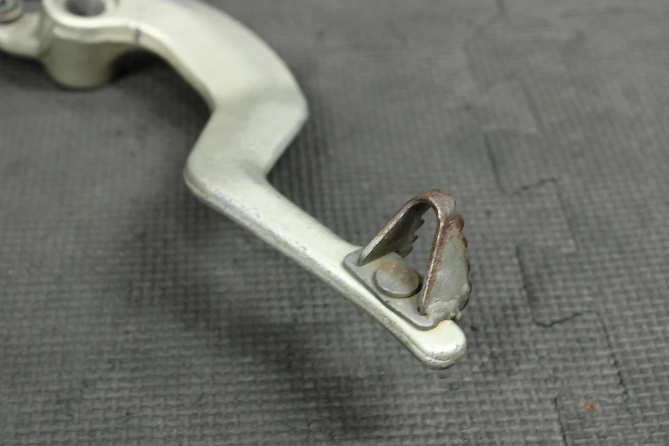 Yamaha YZ125 2002 OEM juego trasero derecho pedal freno 4Xm-27200-21-00 Foto 4 de 4