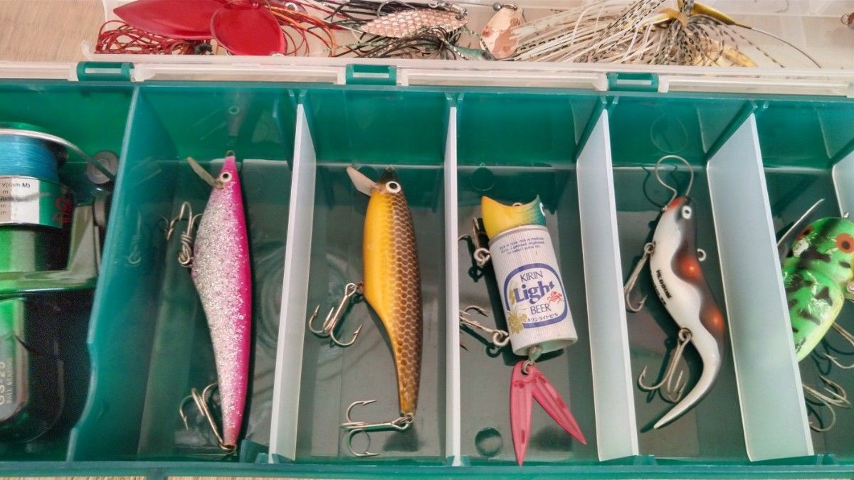 Old Lure Set Tackle Box Heddon Daiwa Cordell Lures, Arbogast Strike King, Rare - Image 6